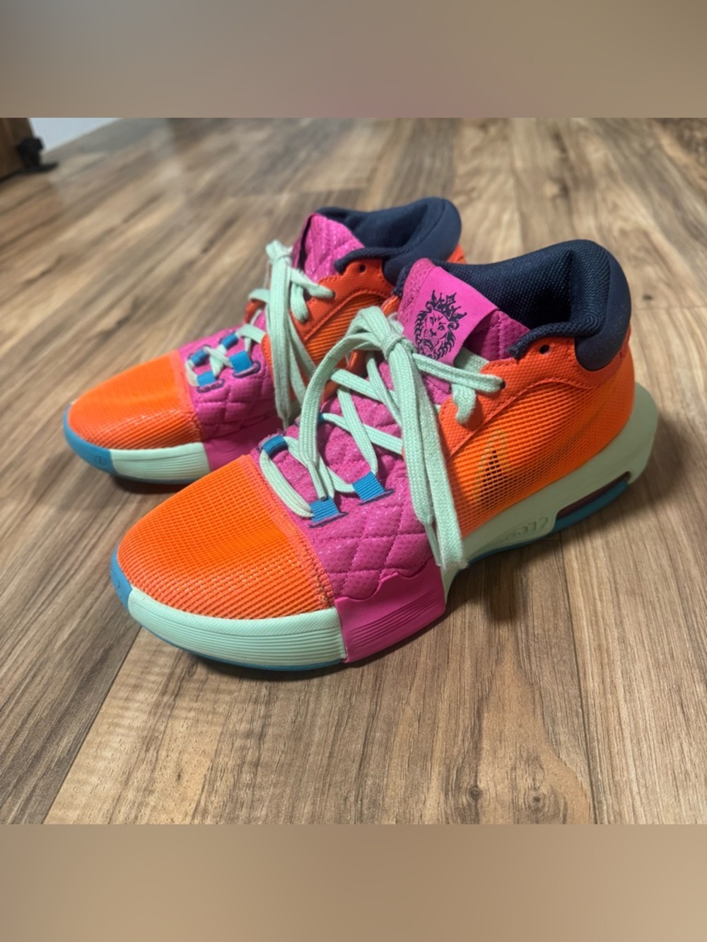 Nike LeBron Witness 8 Total Orange Laser Fuchsia Men’s Shoes Size 7 FB2239-800